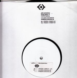 Iaka (2) - Tenyearslater (2001)